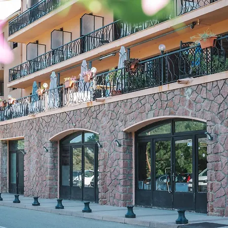 Le Vaita 3* Porto (Corsica)